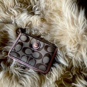 Cute Coach credit card holder 🌸